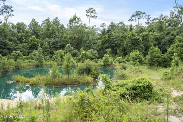 16107 Oral Road, Biloxi, MS 39532