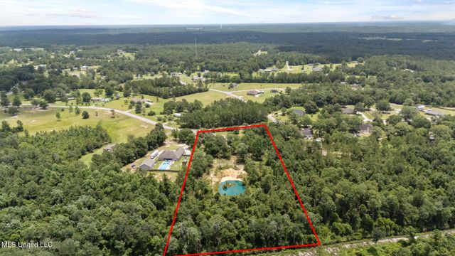 16107 Oral Road, Biloxi, MS 39532