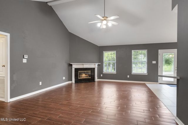 16107 Oral Road, Biloxi, MS 39532