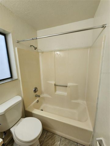 2018 SW 70TH TERRACE, Gainesville, FL 32607