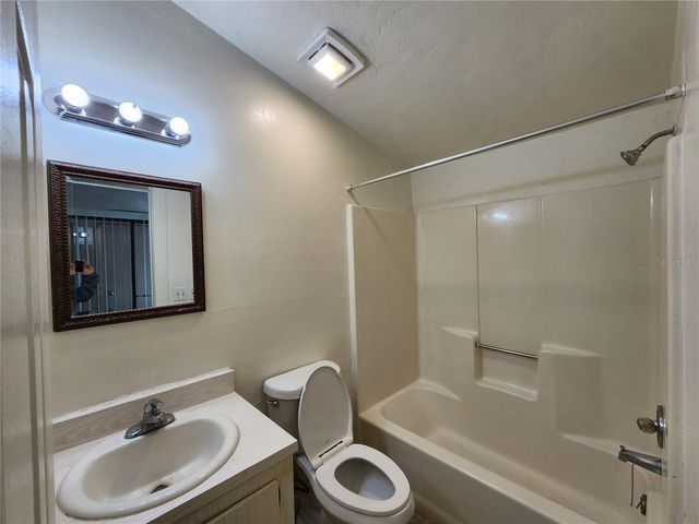 2018 SW 70TH TERRACE, Gainesville, FL 32607