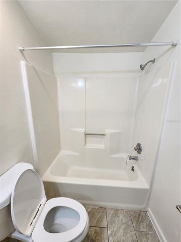 2018 SW 70TH TERRACE, Gainesville, FL 32607