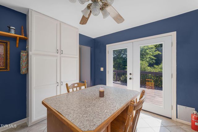 3101 Newbern Drive, Johnson City, TN 37604