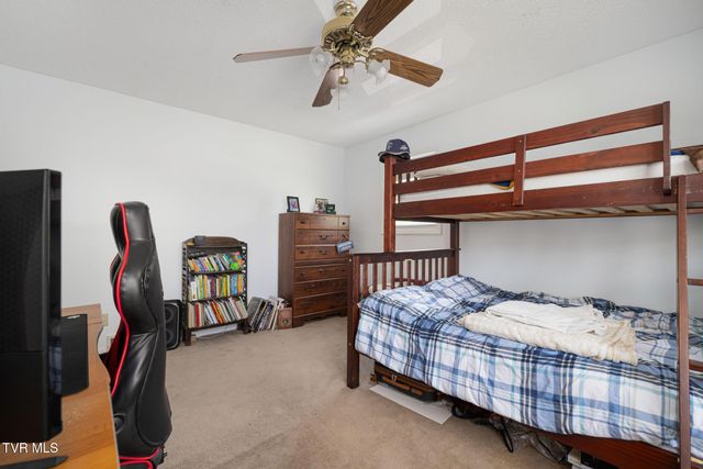 3101 Newbern Drive, Johnson City, TN 37604