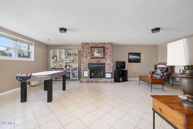 3101 Newbern Drive, Johnson City, TN 37604