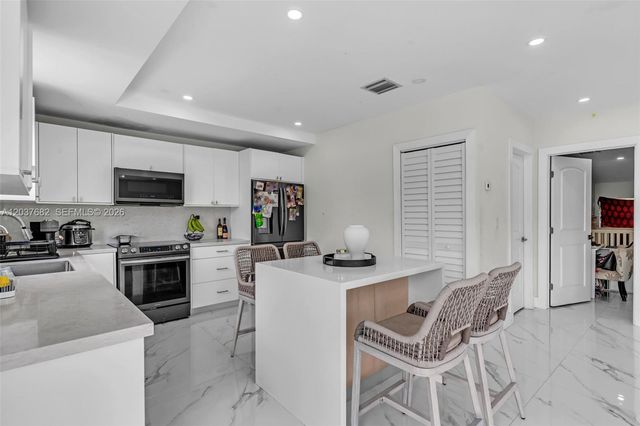 20304 SW 186th Street, Miami, FL 33187