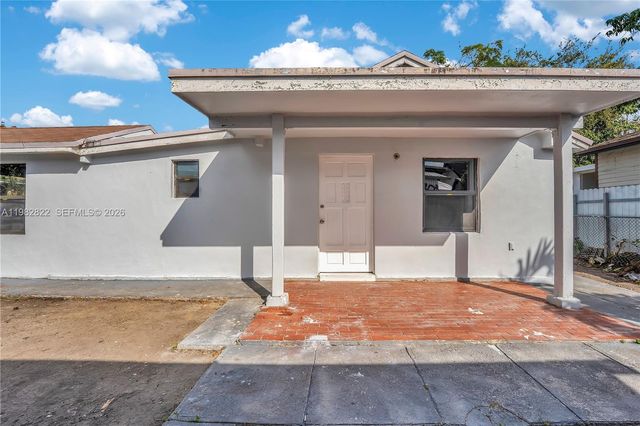 2428 NW 28th St REAR, Miami, FL 33142