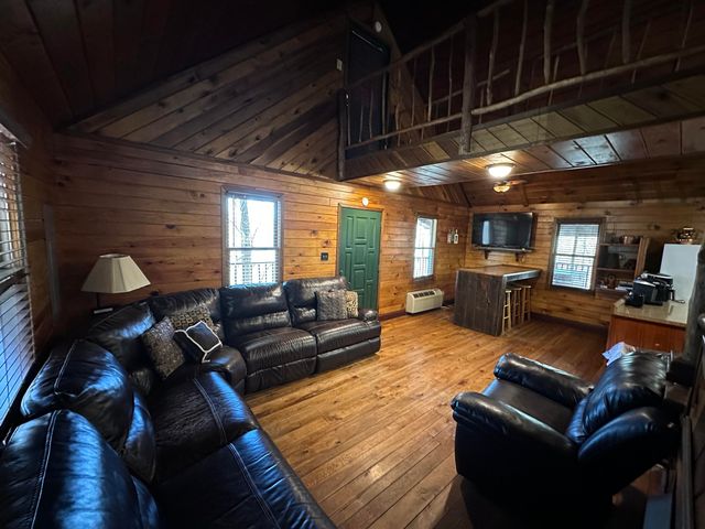 534 534 Cave Hollow Rd Road, Rogers, KY 41365