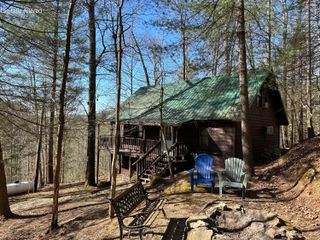 534 534 Cave Hollow Rd Road, Rogers, KY 41365