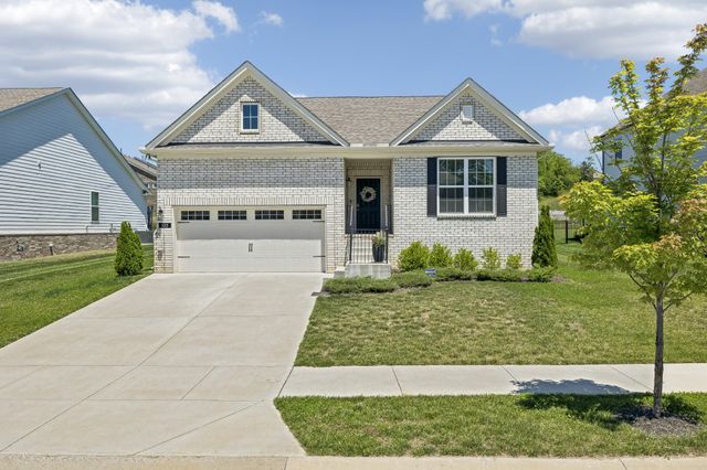135 John T Alexander Blvd, Hendersonville, TN 37075