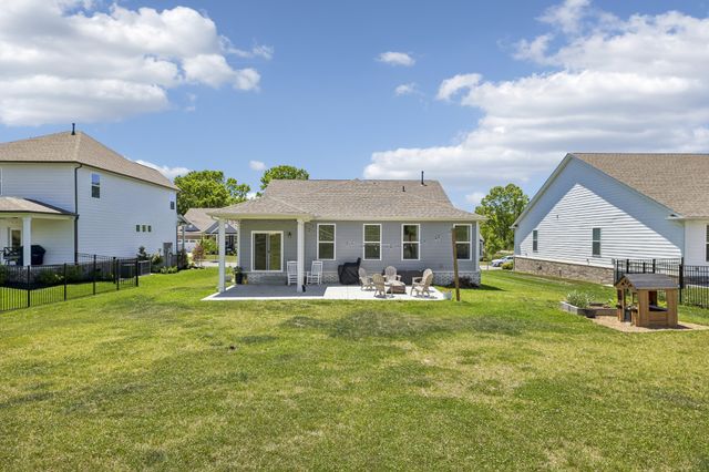 135 John T Alexander Blvd, Hendersonville, TN 37075
