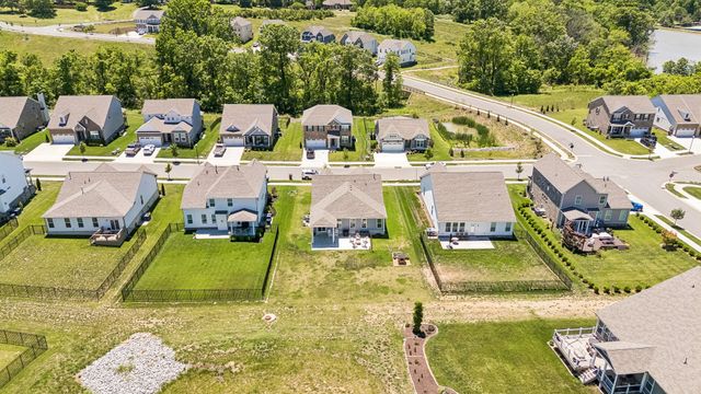 135 John T Alexander Blvd, Hendersonville, TN 37075