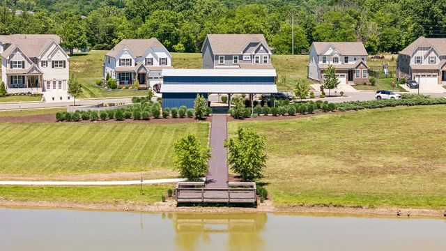 135 John T Alexander Blvd, Hendersonville, TN 37075