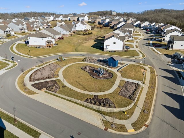 135 John T Alexander Blvd, Hendersonville, TN 37075