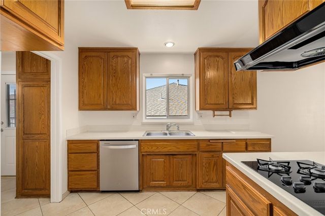 16235 Summershade Drive, La Mirada, CA 90638