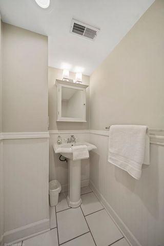 180 S Arlington Avenue, Elmhurst, IL 60126