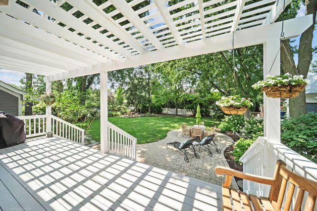 180 S Arlington Avenue, Elmhurst, IL 60126