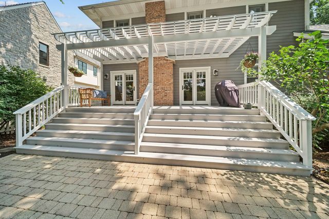 180 S Arlington Avenue, Elmhurst, IL 60126