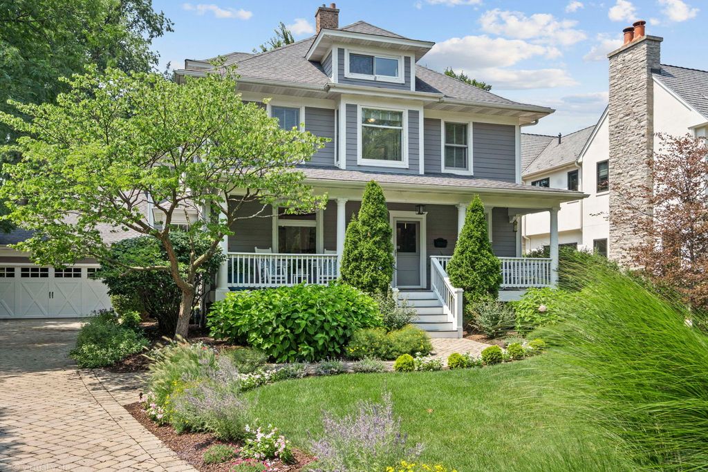 180 S Arlington Avenue, Elmhurst, IL 60126