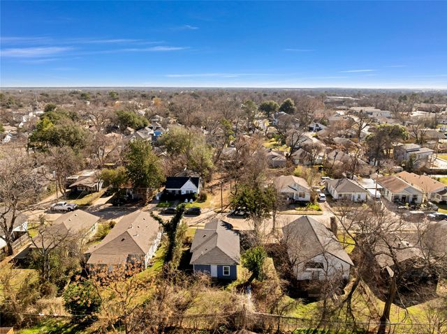 2623 Lenway Street, Dallas, TX 75215