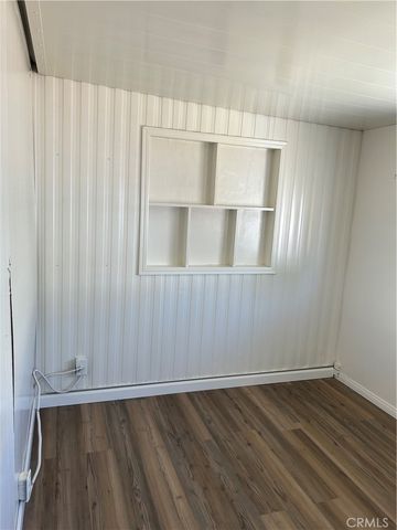 914 W Johnston, Hemet, CA 92543