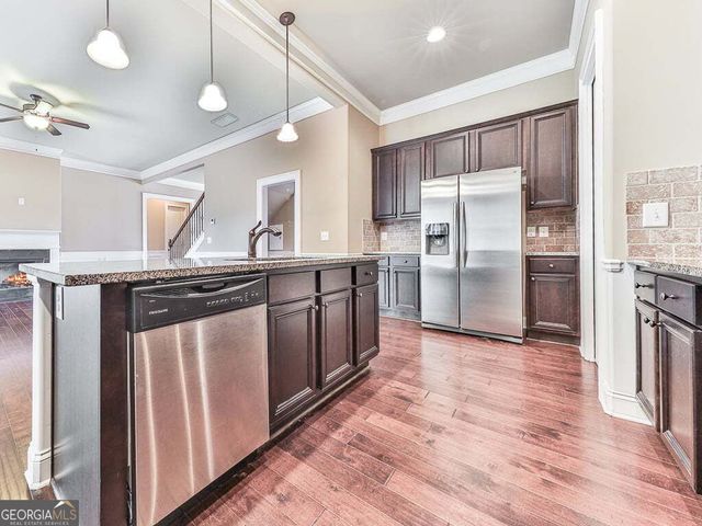 25 Lakewood Court SE, Cartersville, GA 30120