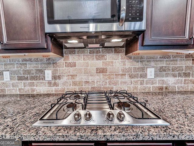 25 Lakewood Court SE, Cartersville, GA 30120