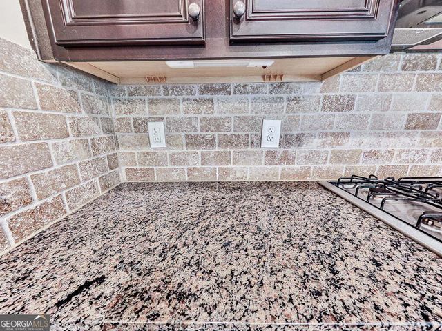 25 Lakewood Court SE, Cartersville, GA 30120
