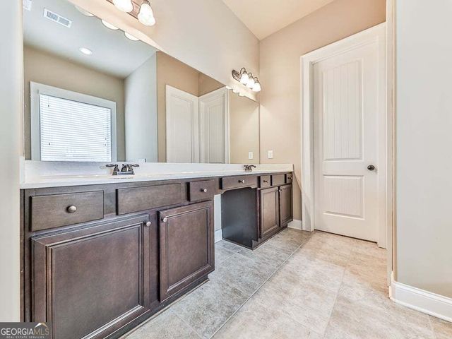 25 Lakewood Court SE, Cartersville, GA 30120