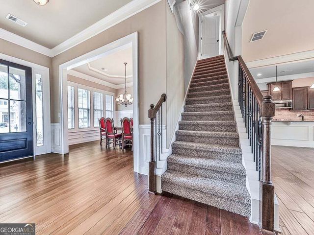 25 Lakewood Court SE, Cartersville, GA 30120