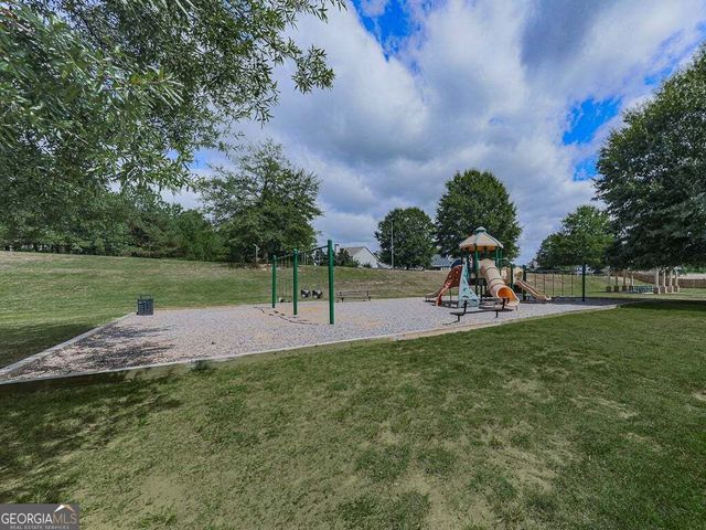 25 Lakewood Court SE, Cartersville, GA 30120