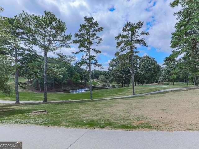 25 Lakewood Court SE, Cartersville, GA 30120