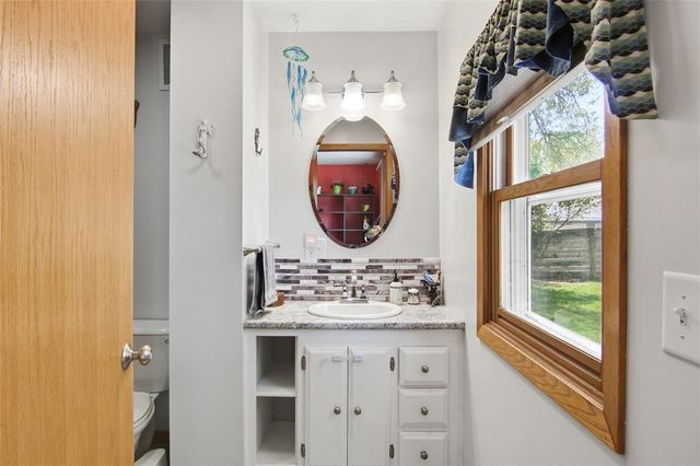 2229 Vine Street, Eau Claire, WI 54703