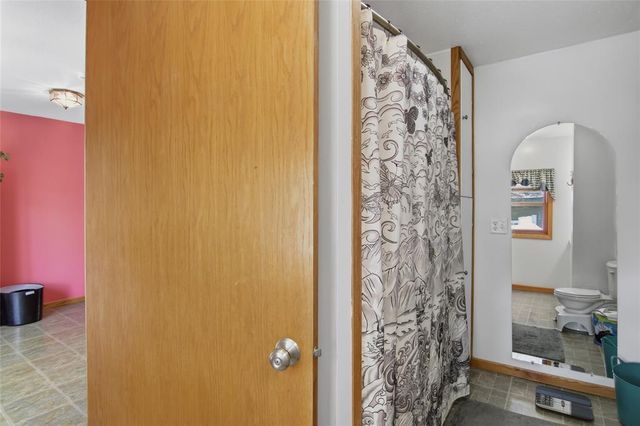 2229 Vine Street, Eau Claire, WI 54703