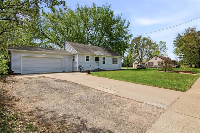 2229 Vine Street, Eau Claire, WI 54703