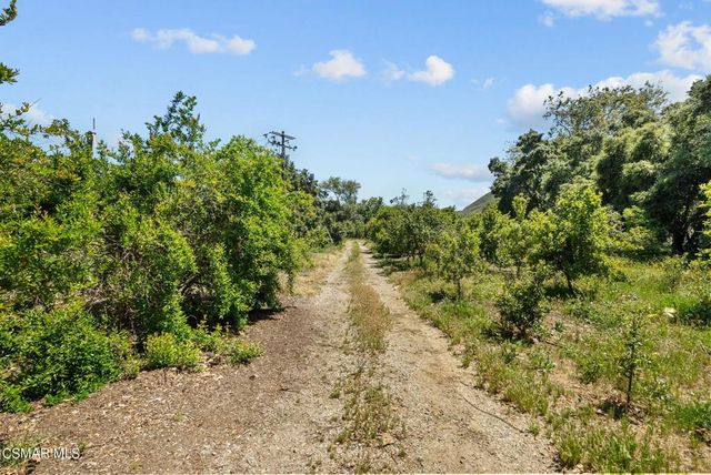 5682 Pine Grove Road, Santa Paula, CA 93060