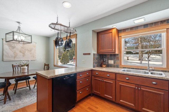 7503 N 39th STREET, Milwaukee, WI 53209