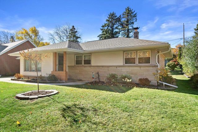 7503 N 39th STREET, Milwaukee, WI 53209