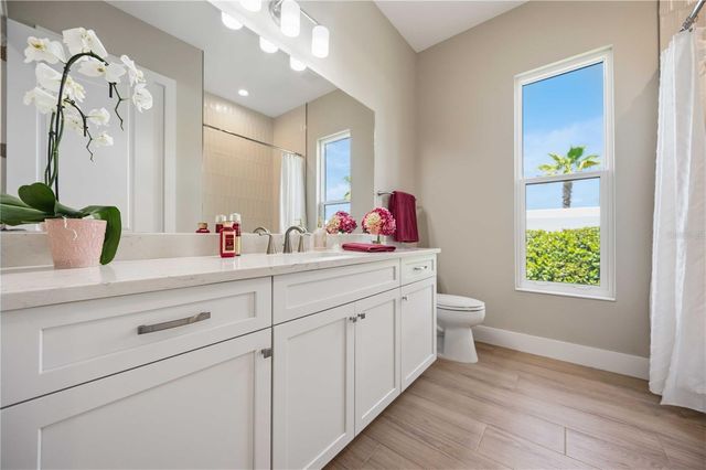 18185 HOME RUN DRIVE, Venice, FL 34293