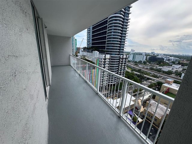 1250 S Miami Ave 1609, Miami, FL 33130