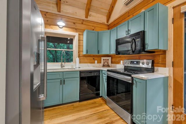 192 Dewitt Barnett Road 2, Vilas, NC 28692