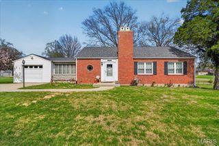9845 E Concord Road, St Louis, MO 63128