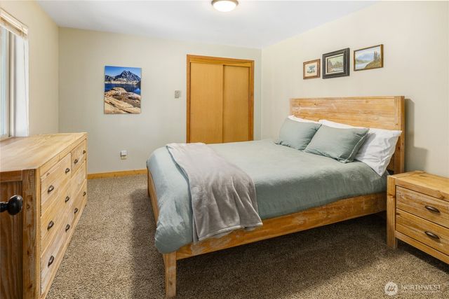401 Why Worry Lane, Ronald, WA 98940