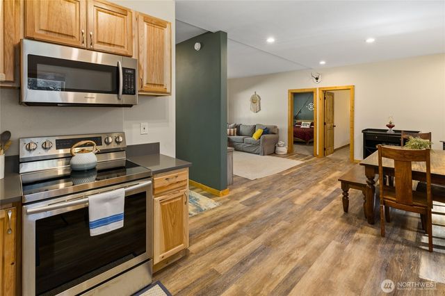 401 Why Worry Lane, Ronald, WA 98940