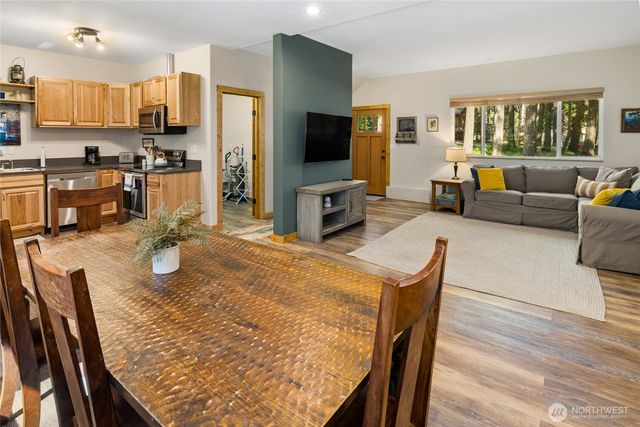 401 Why Worry Lane, Ronald, WA 98940