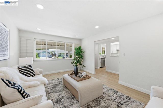 6235 Roslin Ct, Pleasanton, CA 94588