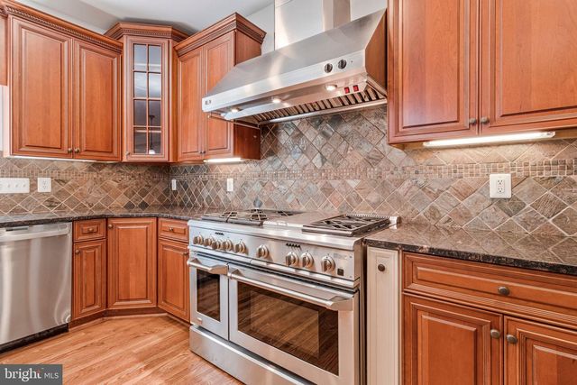 6312 MARYVIEW ST, Alexandria, VA 22310