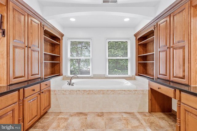 6312 MARYVIEW ST, Alexandria, VA 22310