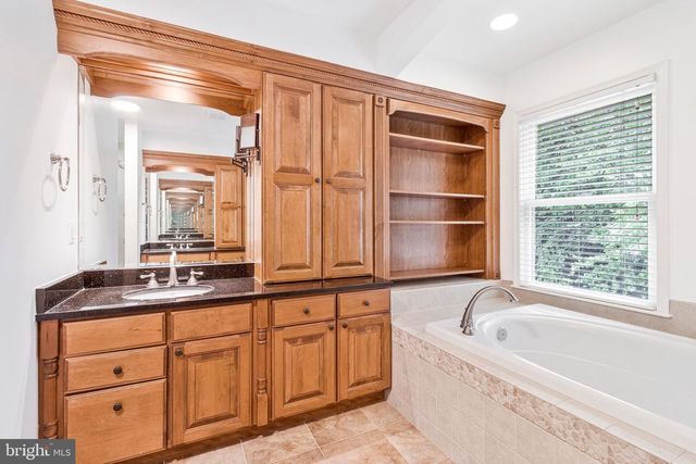 6312 MARYVIEW ST, Alexandria, VA 22310