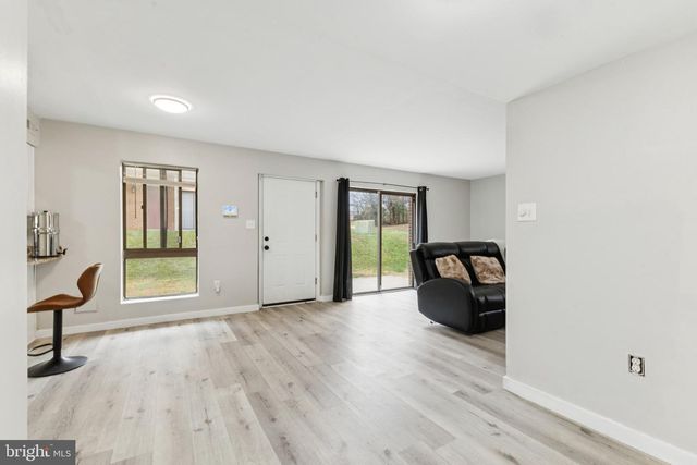 2140 GUNSMITH TER, Woodbridge, VA 22191